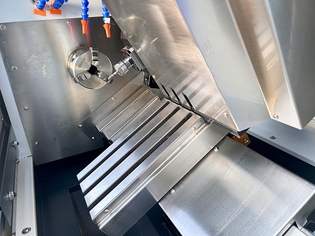 小型車銑復(fù)合機(jī)